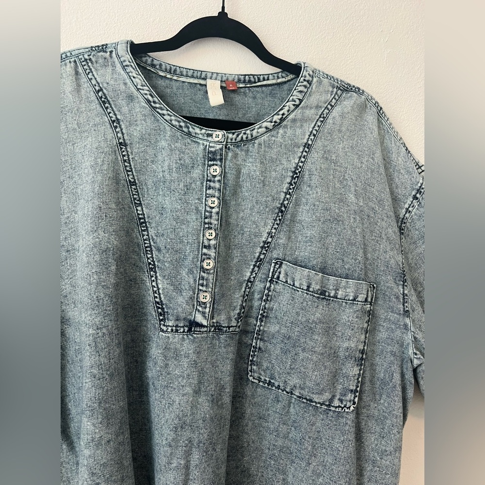 Pilcro Anthropologie Women XL Light Denim ½ Button-Up ½ Sleeve Shirt (0655) - Picture 4 of 12